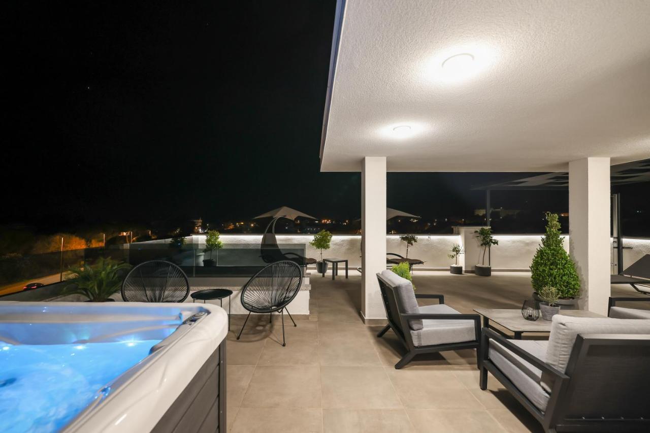 Leonardo Luxury Residence 2 Penthouse With Jacuzzi Задар Екстериор снимка